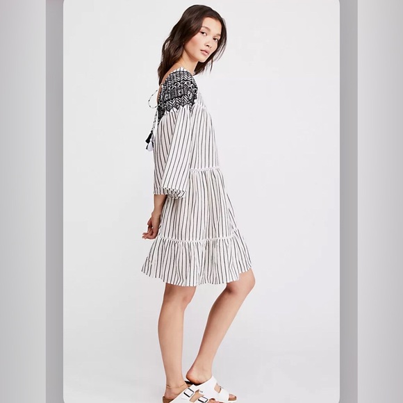 Free People Mini Dress Tunic Lola Tiered Off White & Black Embroidered Dress NWT - Picture 4 of 12